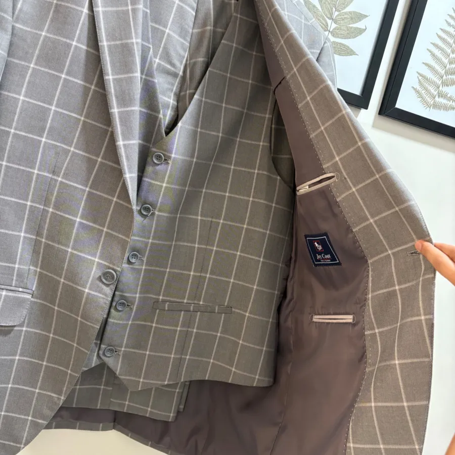 کت شلوار و جلیقه مردانه