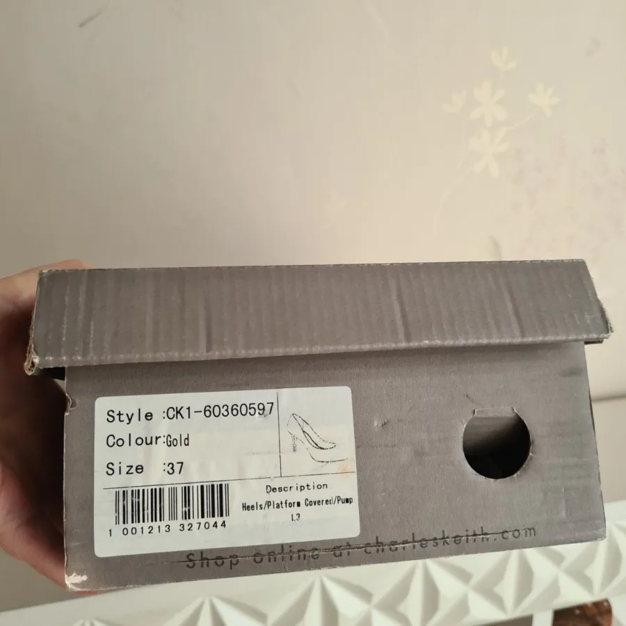 کفش چارلز اند کیت