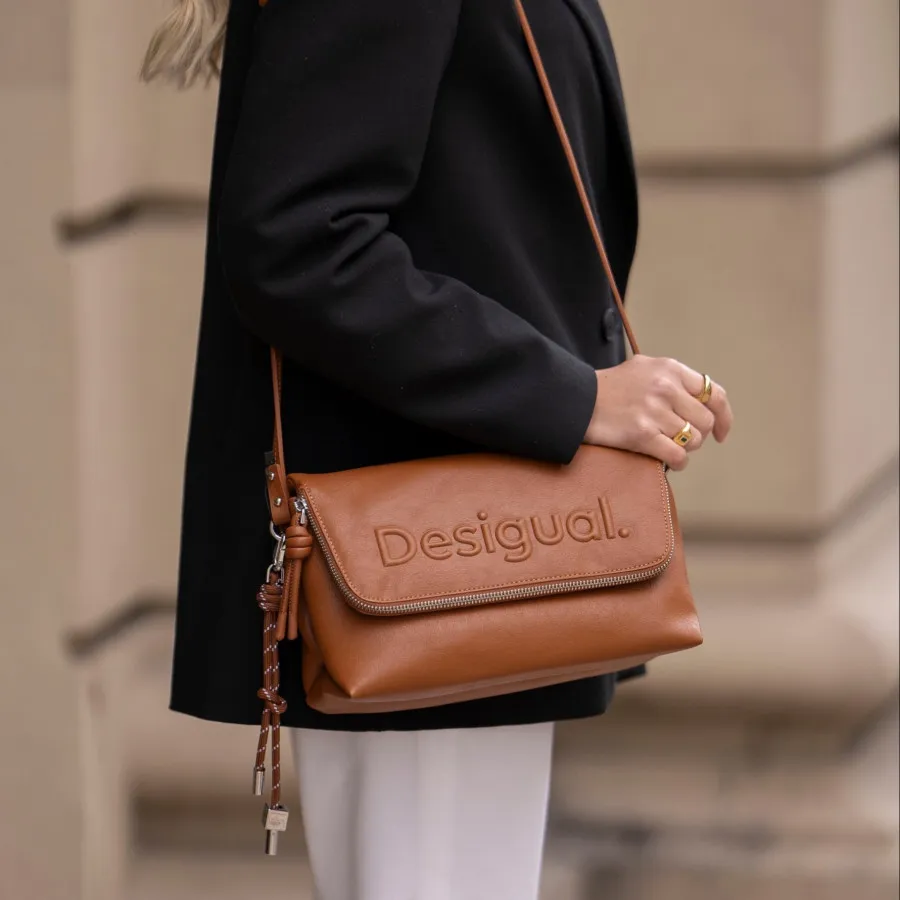 کیف شیک Desigual