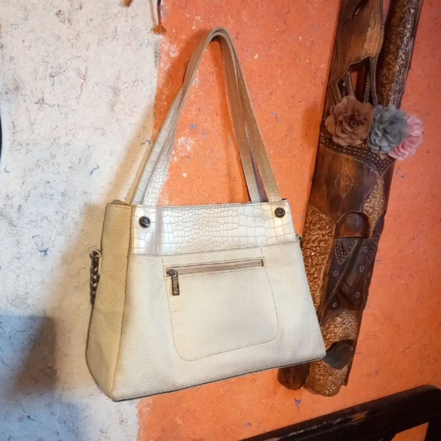 کیف دوشی ماسچینو ایتالیا