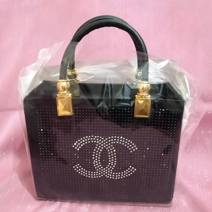 کیف مجلسی شنل نو