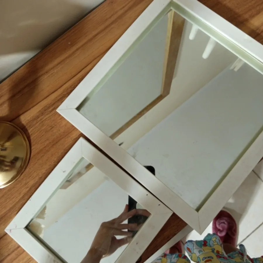 اینه دیواری