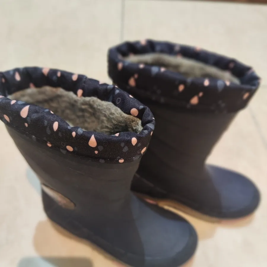 رین بوت لوپیلو س 24