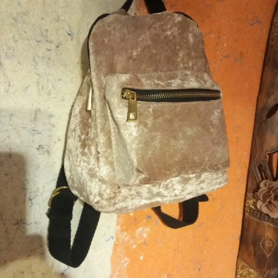 کوله پشتی مخمل