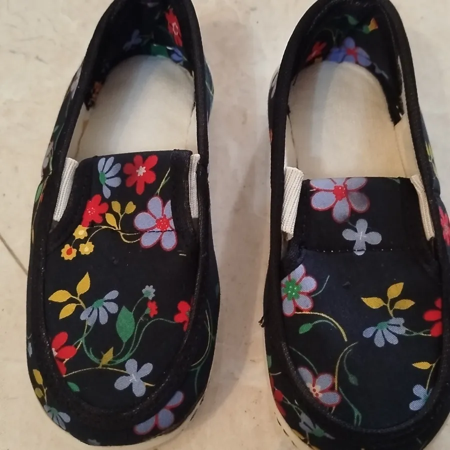 کفش سبک دخترانه