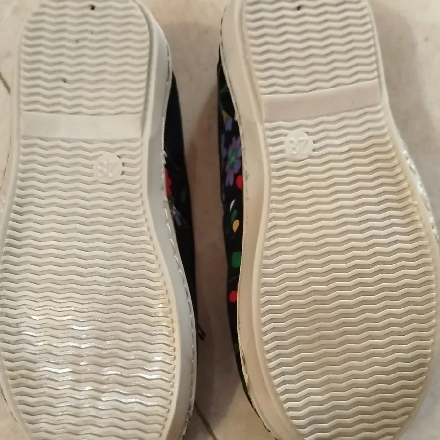 کفش سبک دخترانه