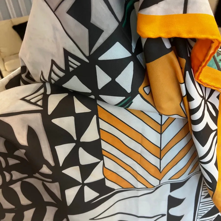 روسری های قواره بزرگ