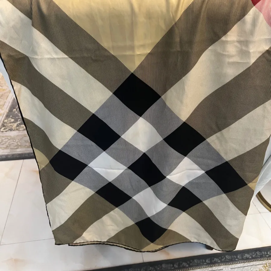 روسری های قواره بزرگ