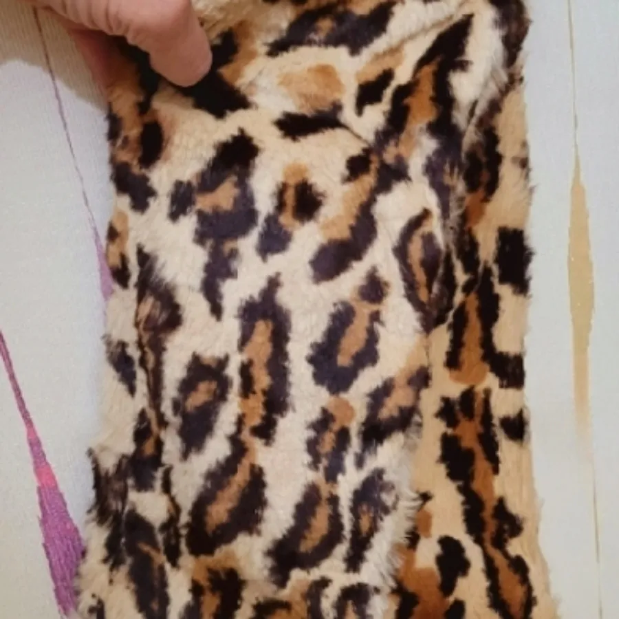 شال پوستی پلنگی