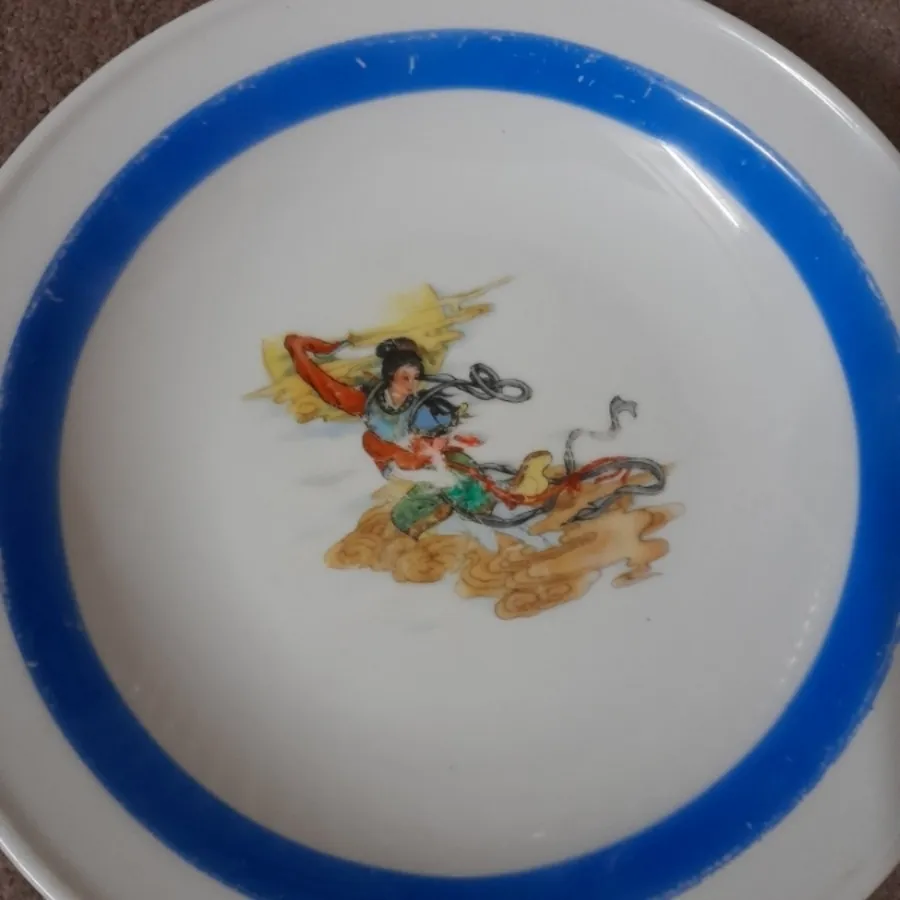 کاسه بشقاب قدیمی