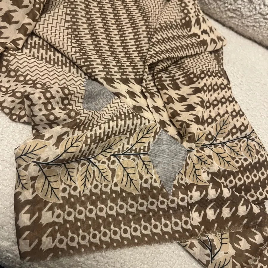 شال نخ ابریشم