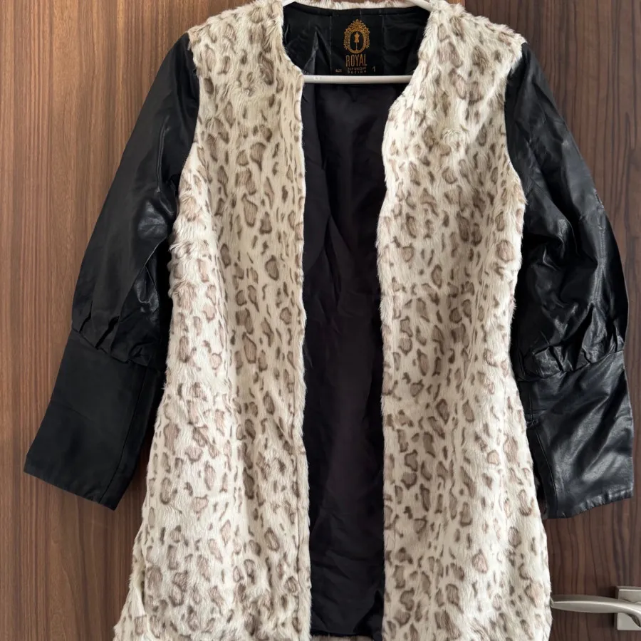 پالتو پلنگی چرم