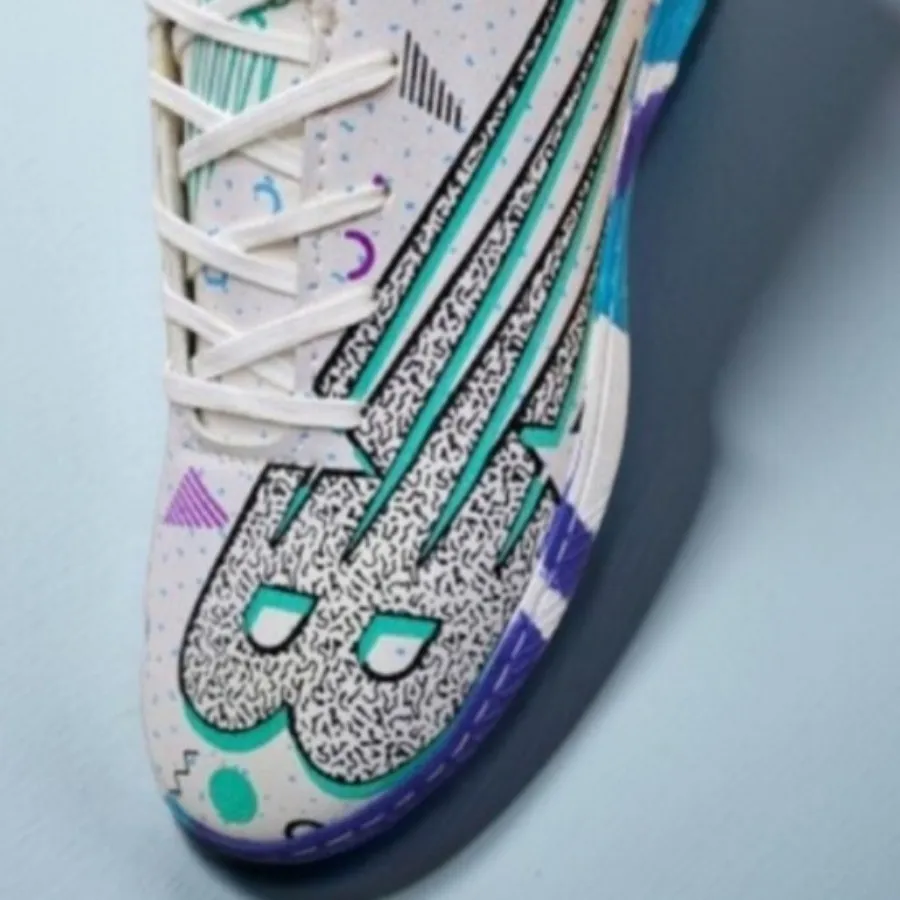 کفش مخصوص فوتبال