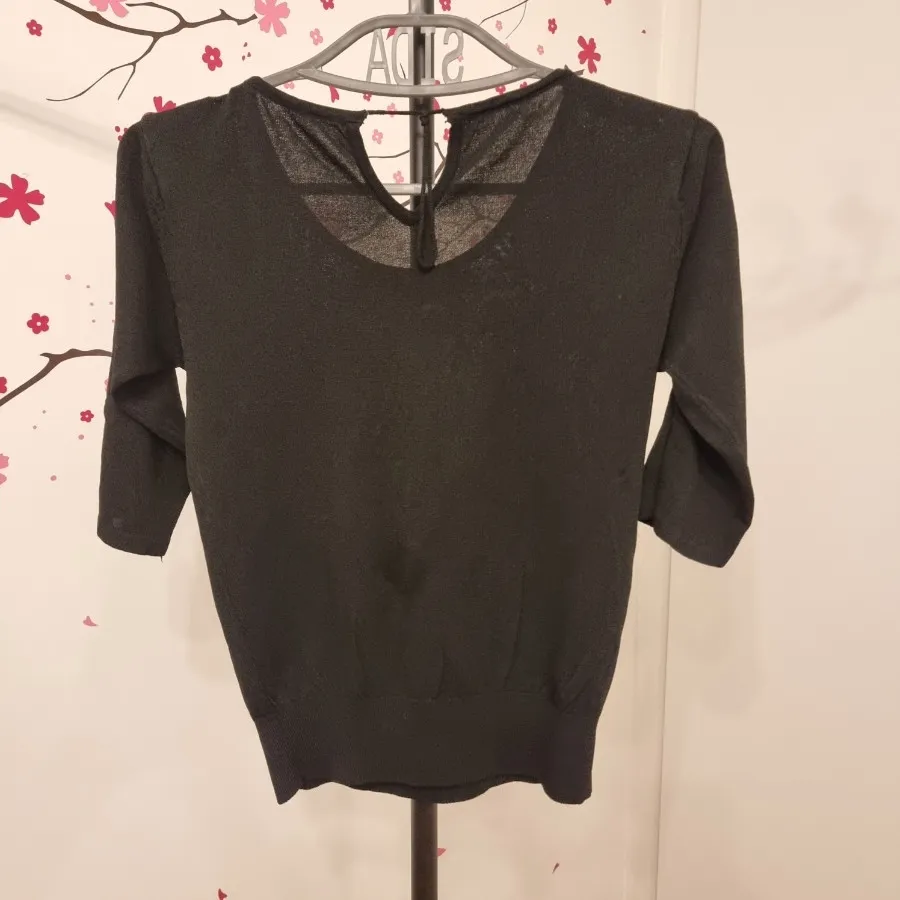 بلوز کراپ دخترونه