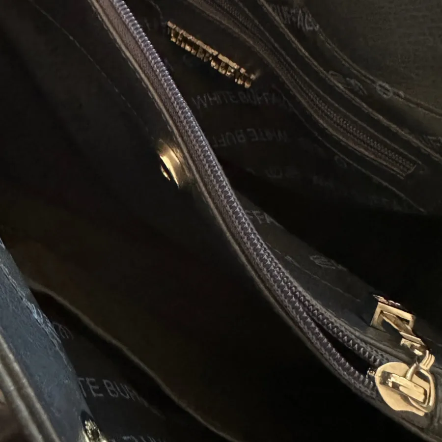 کیف بوفالو سفید سرمه ای