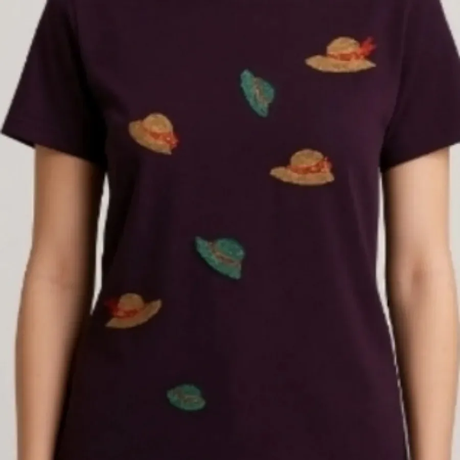 تیشرت گلدوزی