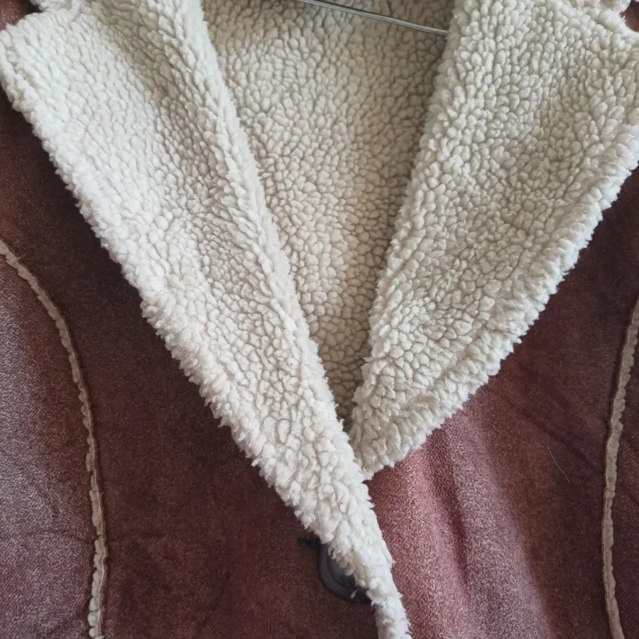 پالتویی کتی بسیار گرم