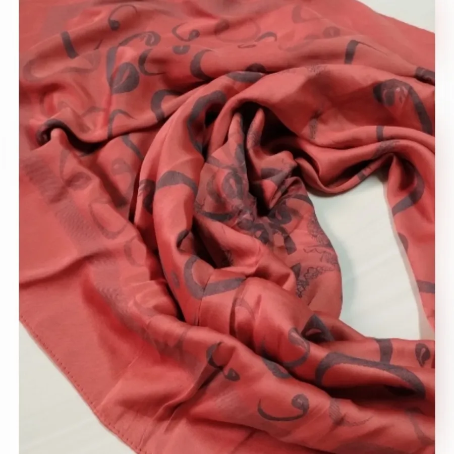 روسری ساتن