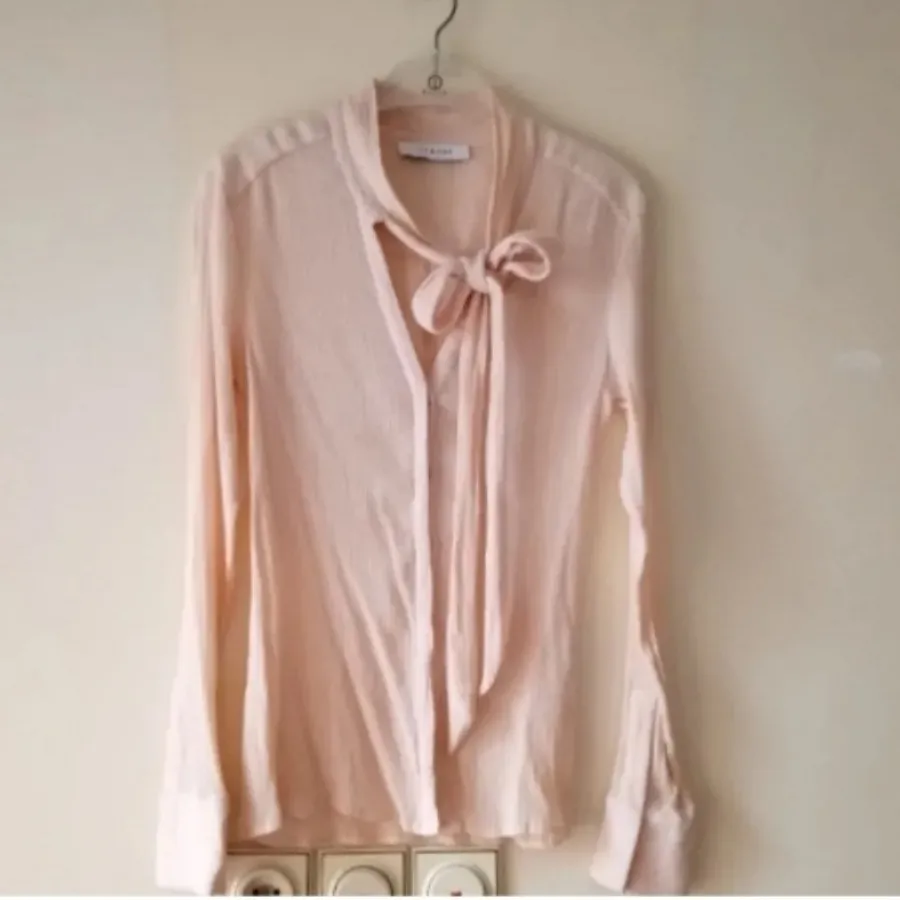 شومیز یقه کراواتی