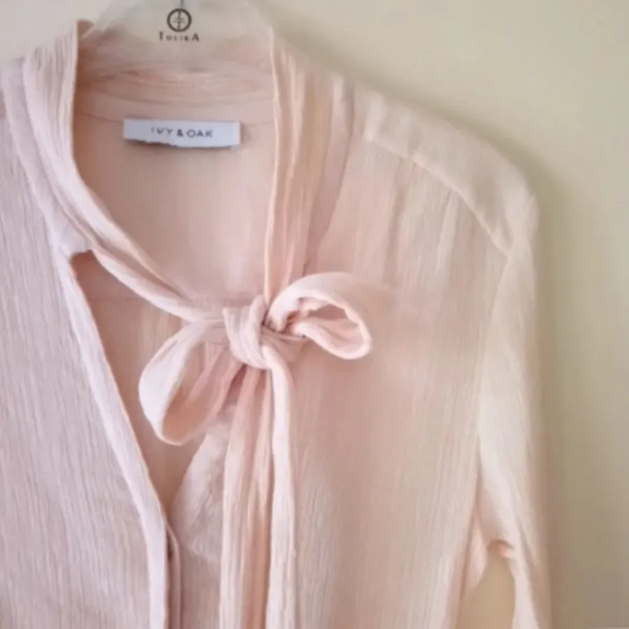 شومیز یقه کراواتی