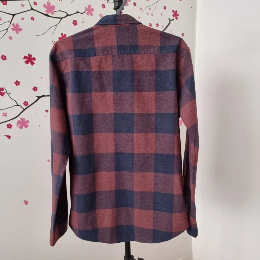 پیراهن مردانه