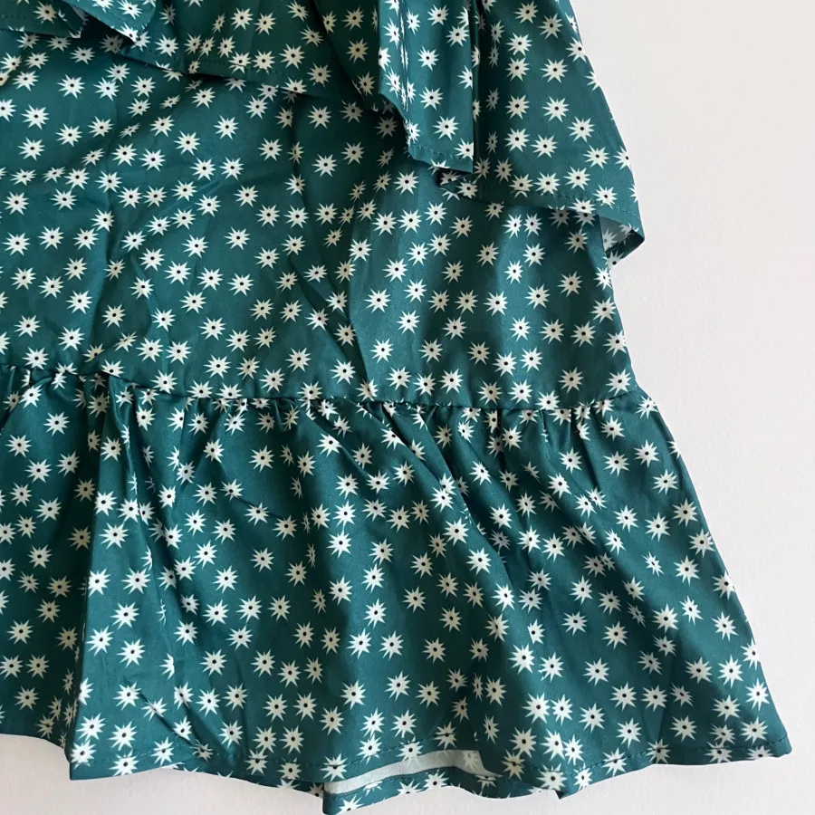 پیراهن عروسکی