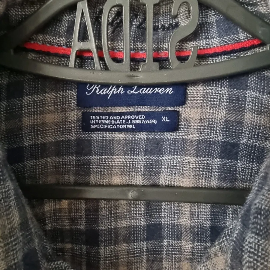 پیراهن مردانه