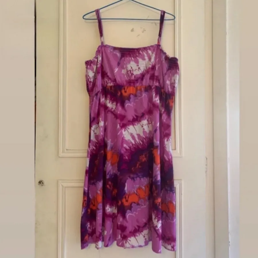 پیراهن ساحلی