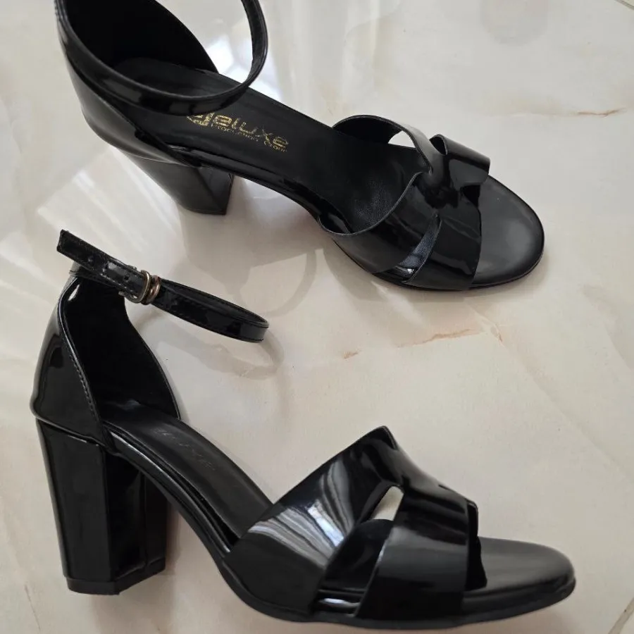 کفش مجلسی ورنی