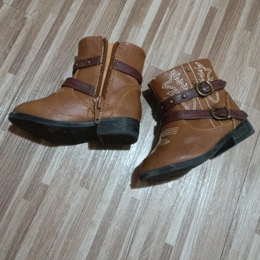 نیم بوت چرم