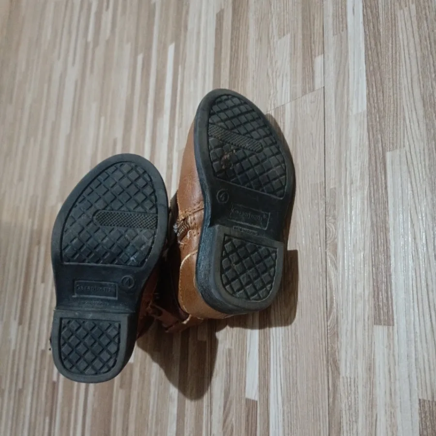 نیم بوت چرم