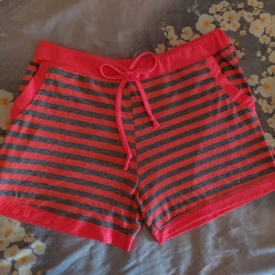 ست تاپ شلوارک ورزشی