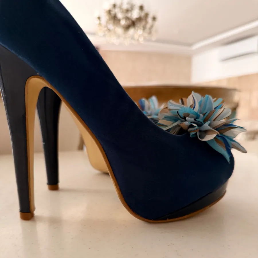 کفش پاشنه بلند