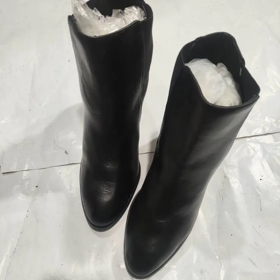 بوت زنانه اورجینال