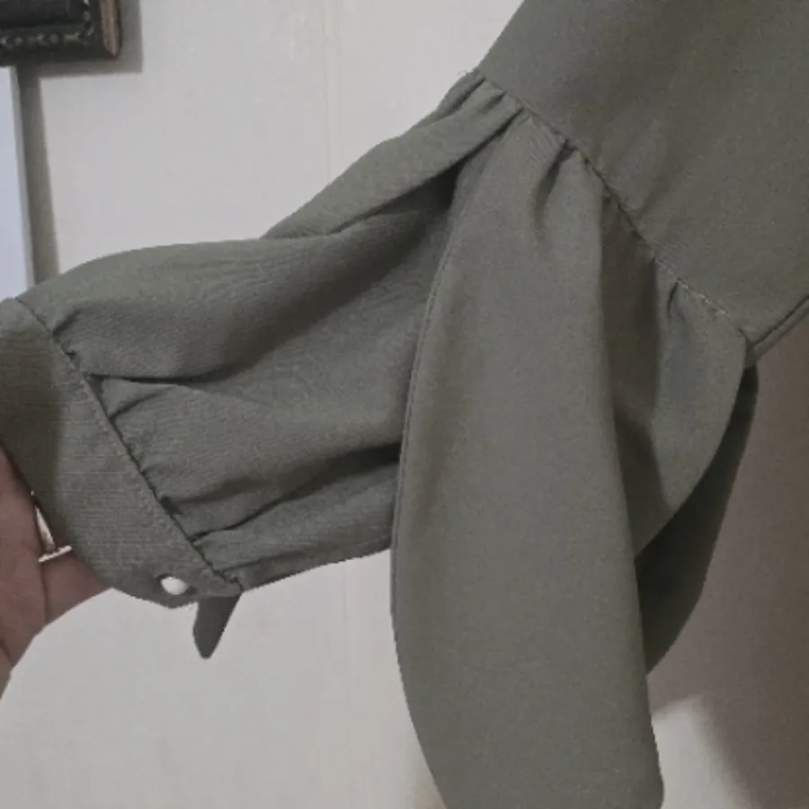 تی شرت طرحدار نگین کاری