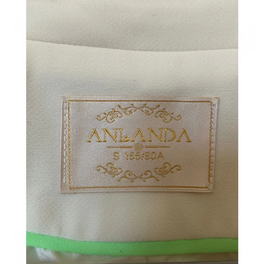 کت سفید مجلسی