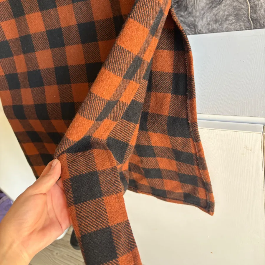 پیراهن پشمی