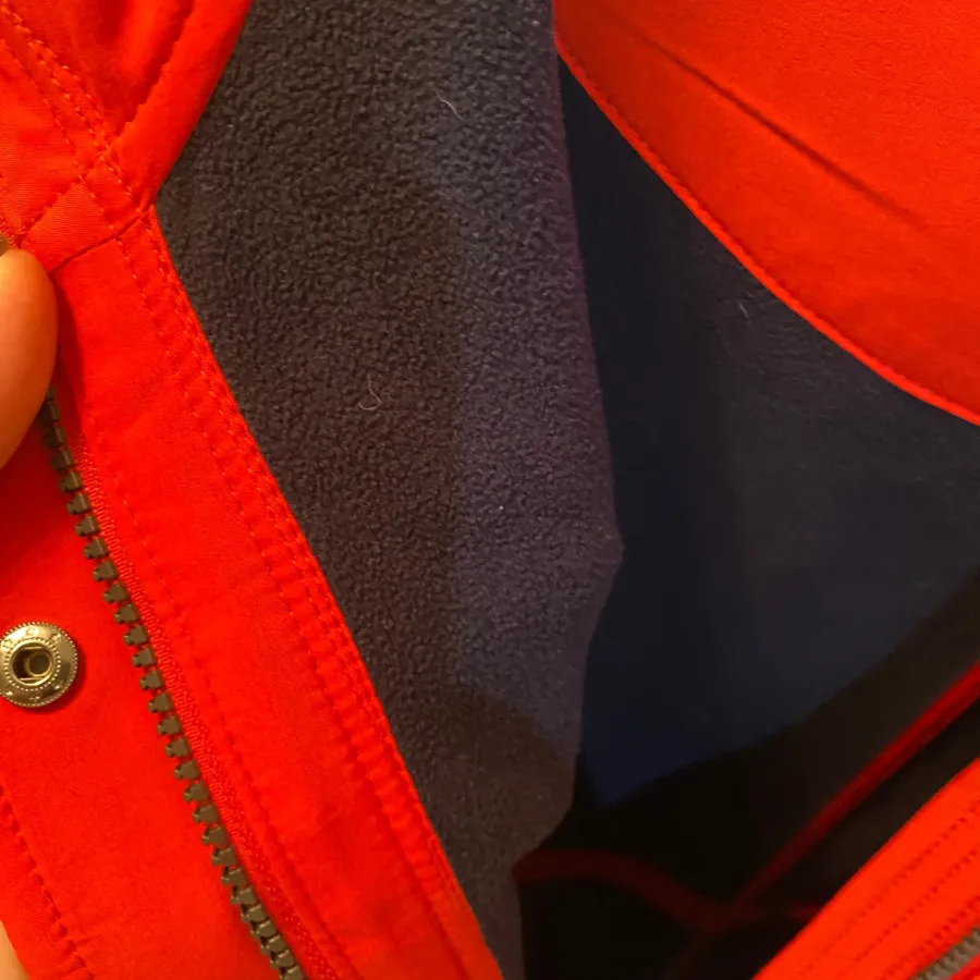 بارانی داخل پلار