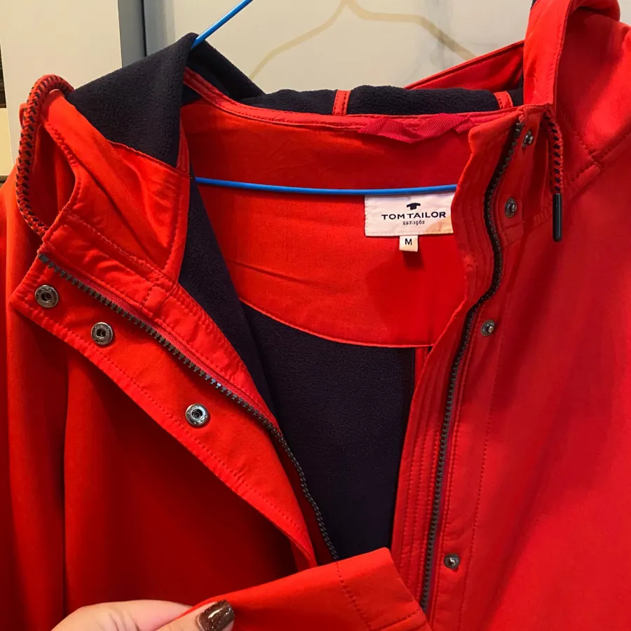 بارانی داخل پلار