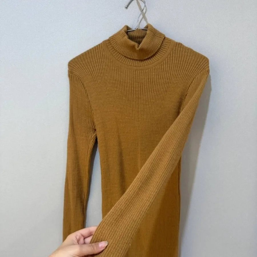 پیراهن بافت شتری و مشکی