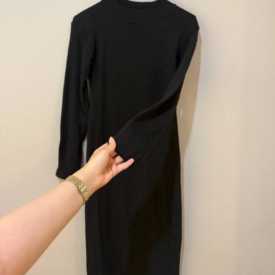 پیراهن بافت شتری و مشکی