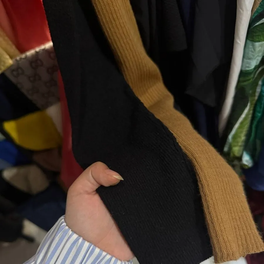 پیراهن بافت شتری و مشکی