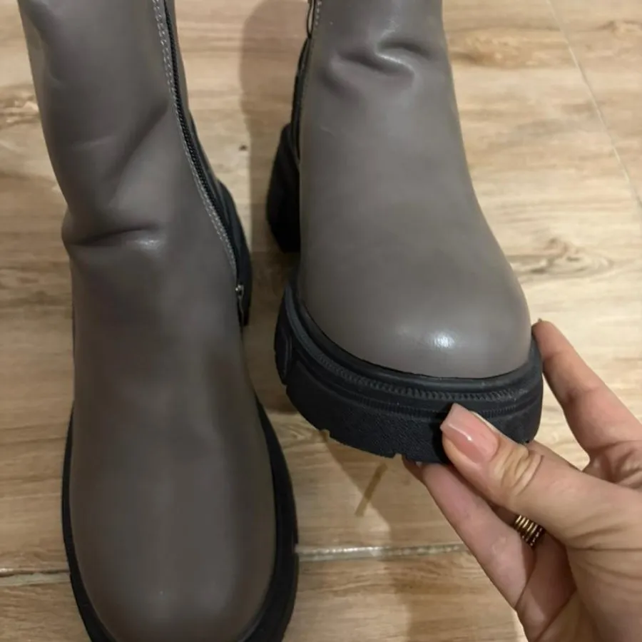 نیم بوت وارداتی