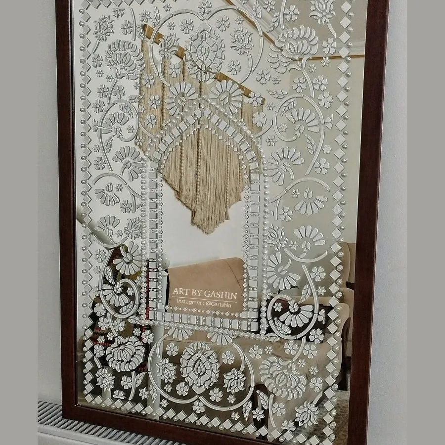 آینه دکوراتیو