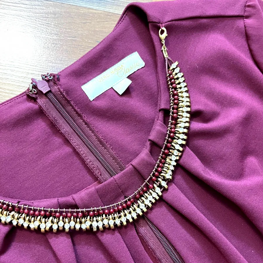 شومیز گردنبندی