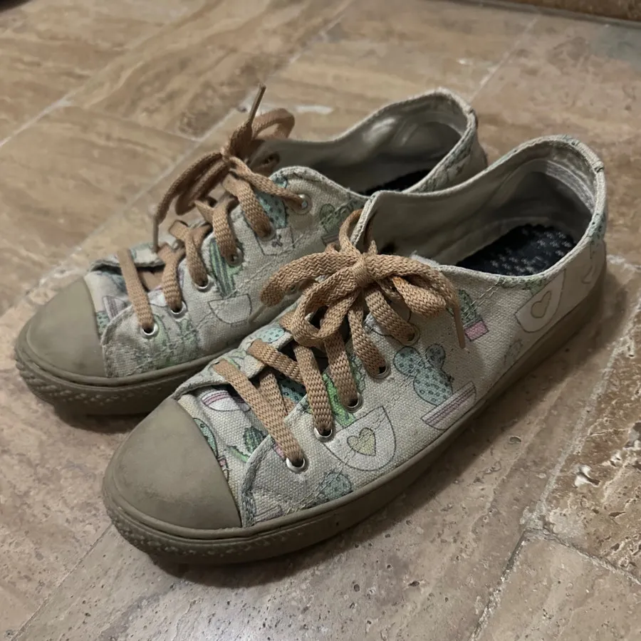 کفش فانتزی ال استار