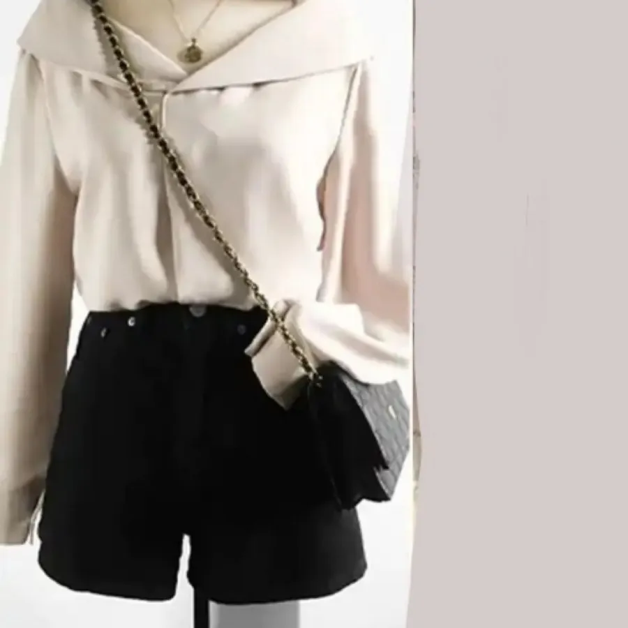 شورتک زنانه