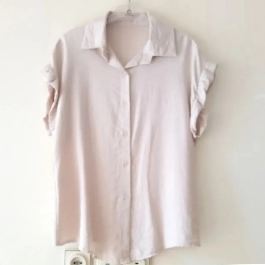 بلوز آستین پروانه ای