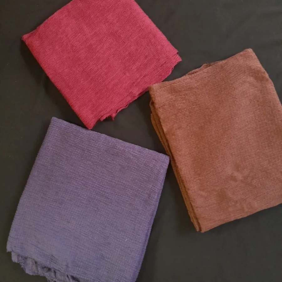 شال ساده در رنگبندی متنوع