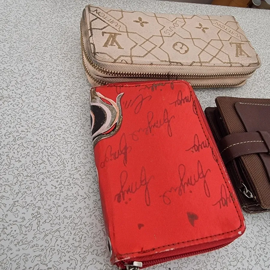 کیف پول زنانه